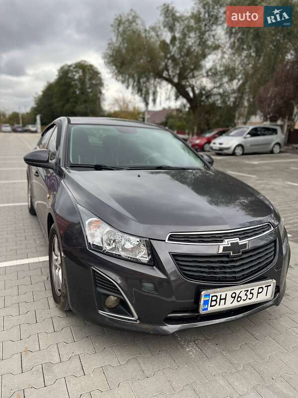 Седан Chevrolet Cruze 2013 в Ізмаїлі