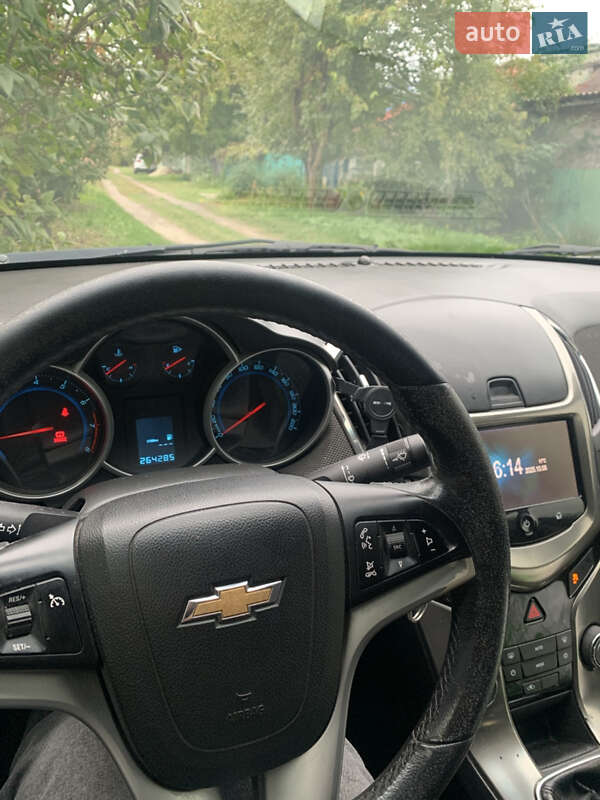 Седан Chevrolet Cruze 2013 в Киеве фото 14 Седан Chevrolet Cruze 2013 в Киеве