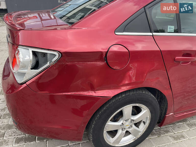 Седан Chevrolet Cruze 2011 в Ровно