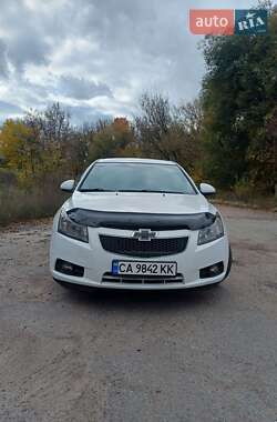 Седан Chevrolet Cruze 2010 в  фото 5 Седан Chevrolet Cruze 2010 в