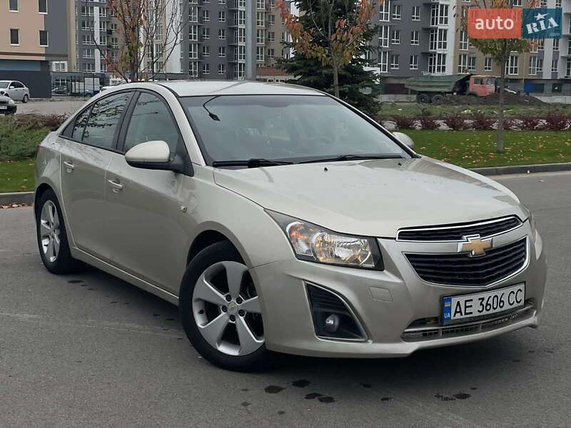 Седан Chevrolet Cruze 2014 в Дніпрі фото Седан Chevrolet Cruze 2014 в Дніпрі