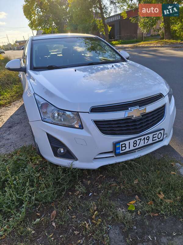 Хэтчбек Chevrolet Cruze 2013 в Полтаве