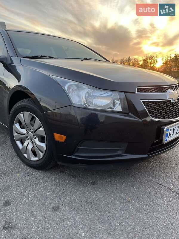 Седан Chevrolet Cruze 2011 в Харькове