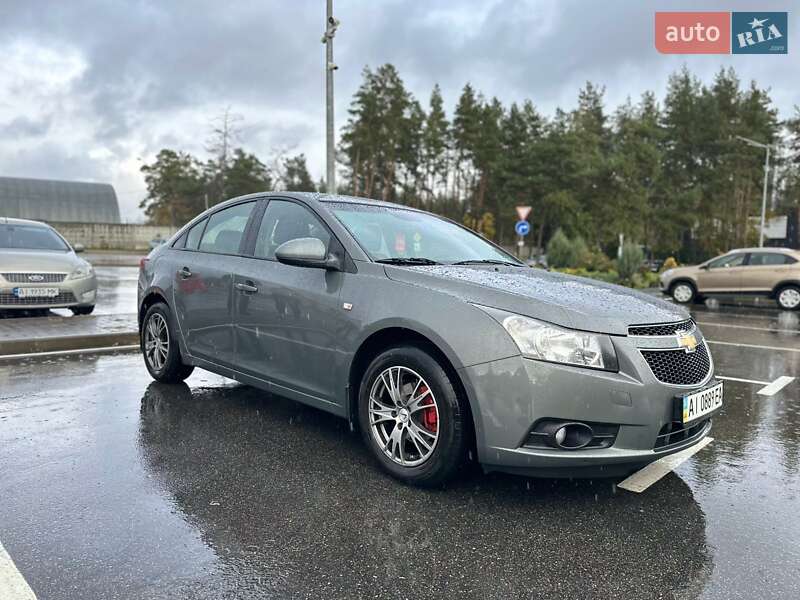 Седан Chevrolet Cruze 2012 в Киеве фото 2 Седан Chevrolet Cruze 2012 в Киеве