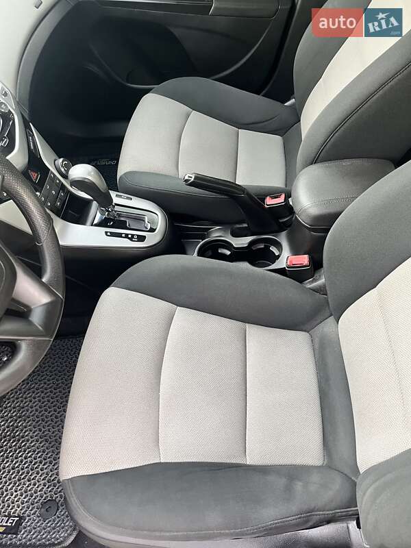 Седан Chevrolet Cruze 2011 в Харкові