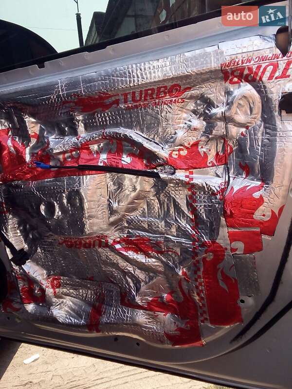 Седан Chevrolet Cruze 2011 в Луцке фото 13 Седан Chevrolet Cruze 2011 в Луцке