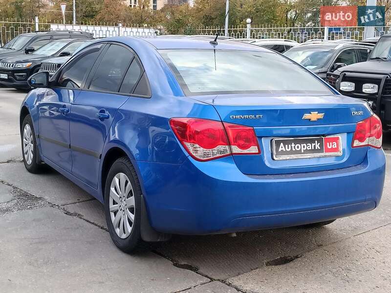 Седан Chevrolet Cruze 2011 в Харкові