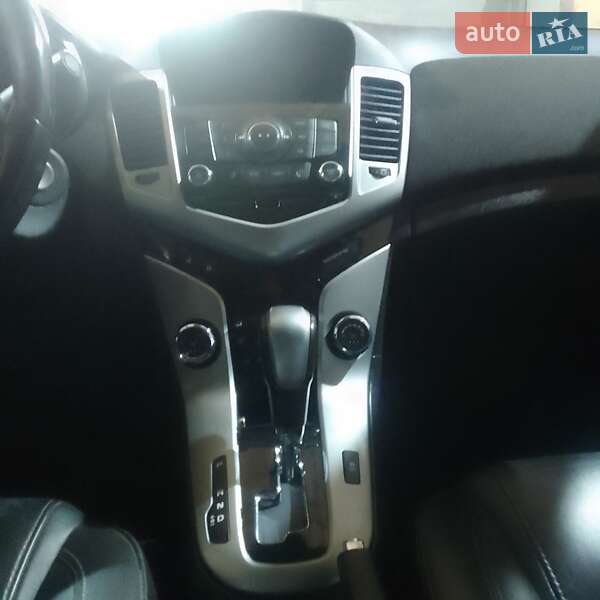 Седан Chevrolet Cruze 2013 в Чернігові