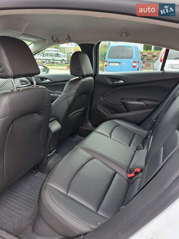 Седан Chevrolet Cruze 2016 в Киеве