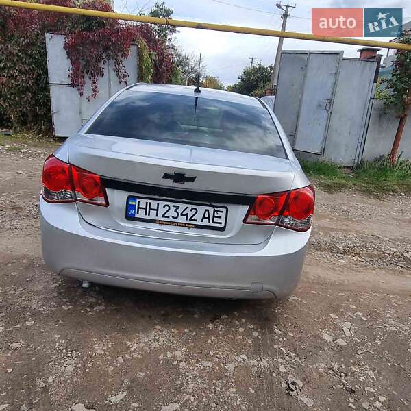 Седан Chevrolet Cruze 2014 в Одессе фото 38 Седан Chevrolet Cruze 2014 в Одессе