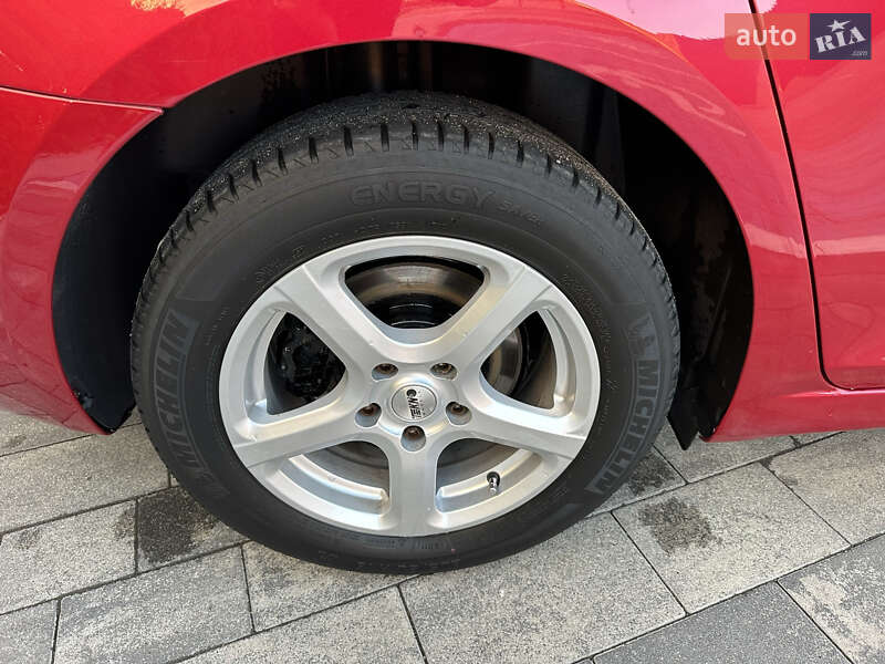 Универсал Chevrolet Cruze 2013 в Луцке фото 40 Универсал Chevrolet Cruze 2013 в Луцке