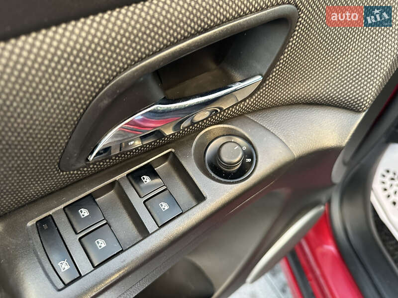 Универсал Chevrolet Cruze 2013 в Луцке фото 55 Универсал Chevrolet Cruze 2013 в Луцке
