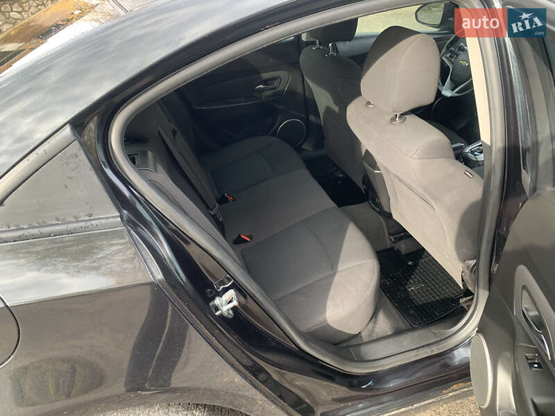 Седан Chevrolet Cruze 2011 в Богуславе фото 11 Седан Chevrolet Cruze 2011 в Богуславе