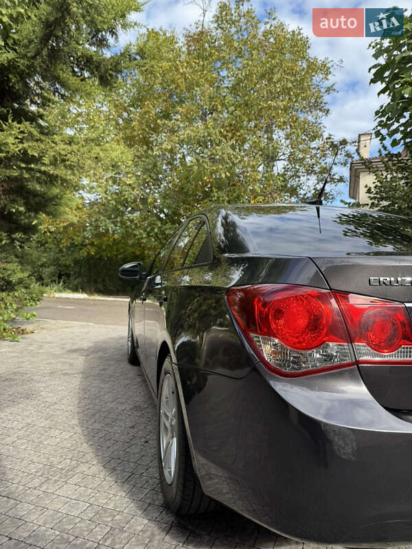 Седан Chevrolet Cruze 2014 в Одессе фото 6 Седан Chevrolet Cruze 2014 в Одессе