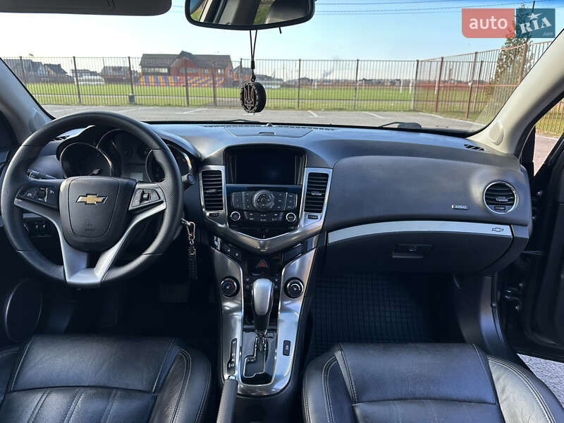 Седан Chevrolet Cruze 2013 в Луцке