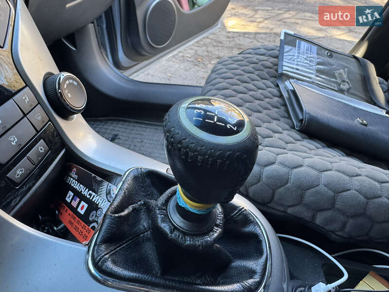 Седан Chevrolet Cruze 2010 в Покрове