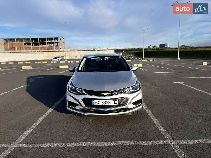 Седан Chevrolet Cruze 2017 в Львове