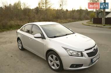 Седан Chevrolet Cruze 2011 в Буче