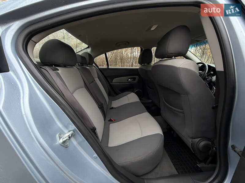 Седан Chevrolet Cruze 2009 в Тернополе фото 20 Седан Chevrolet Cruze 2009 в Тернополе