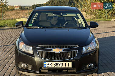 Хетчбек Chevrolet Cruze 2011 в Радивиліві