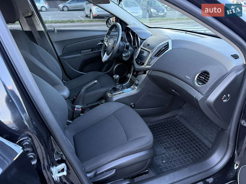 Седан Chevrolet Cruze 2014 в Луцке фото 16 Седан Chevrolet Cruze 2014 в Луцке