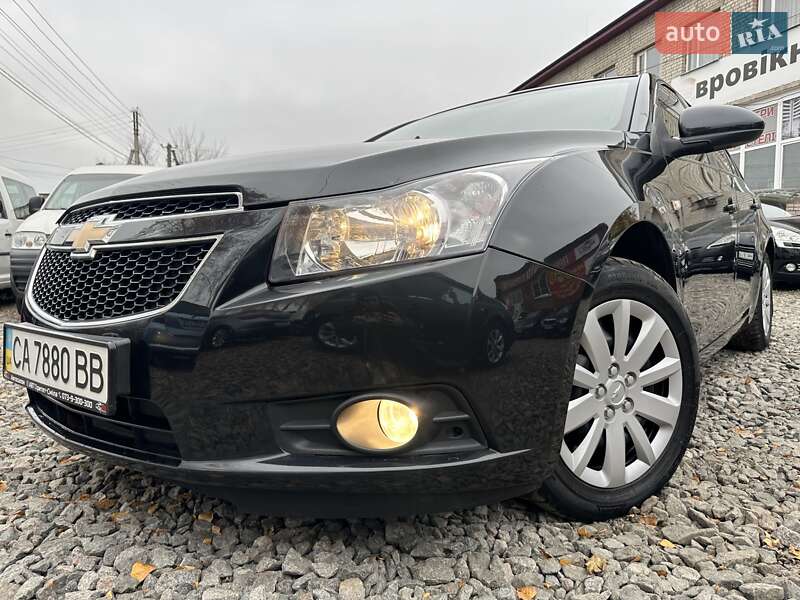 Седан Chevrolet Cruze 2010 в Смеле
