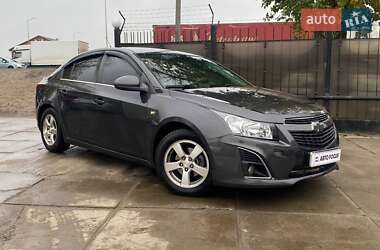 Седан Chevrolet Cruze 2013 в Киеве