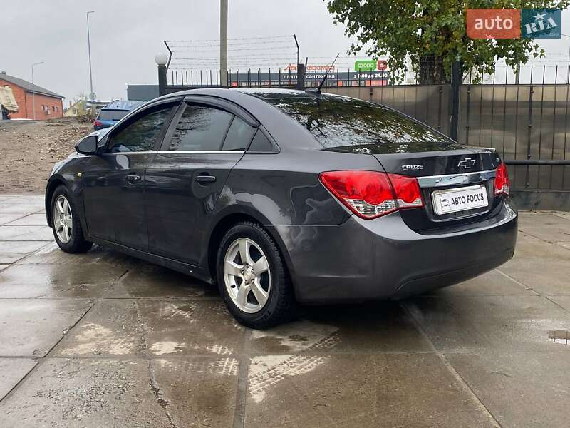 Седан Chevrolet Cruze 2013 в Києві фото 8 Седан Chevrolet Cruze 2013 в Києві