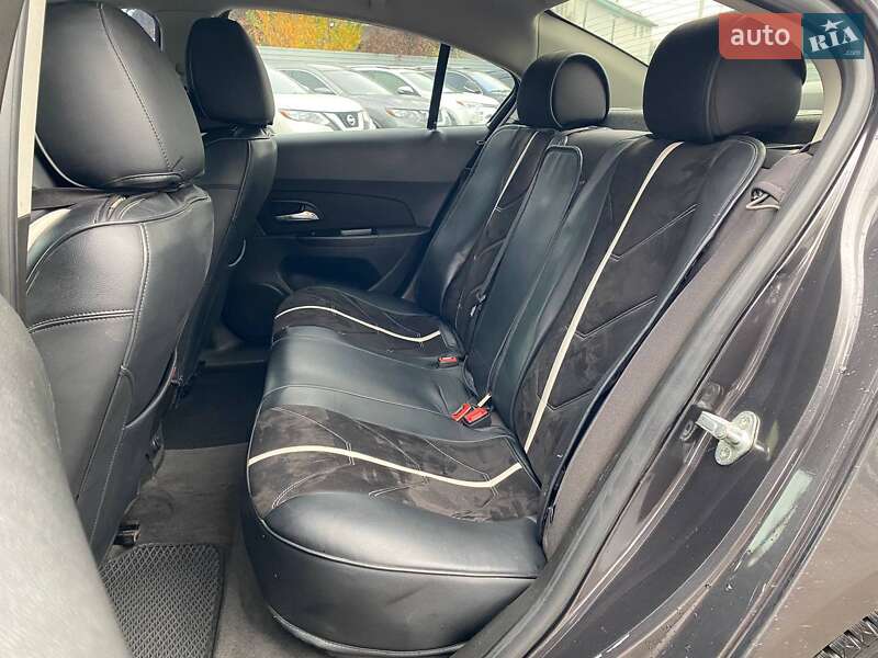 Седан Chevrolet Cruze 2013 в Києві фото 10 Седан Chevrolet Cruze 2013 в Києві