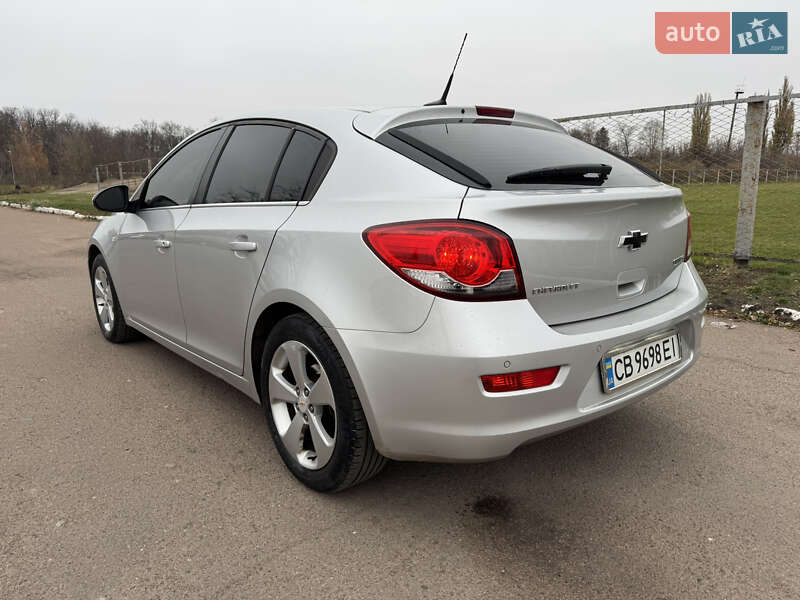 Хэтчбек Chevrolet Cruze 2011 в Прилуках фото 8 Хэтчбек Chevrolet Cruze 2011 в Прилуках