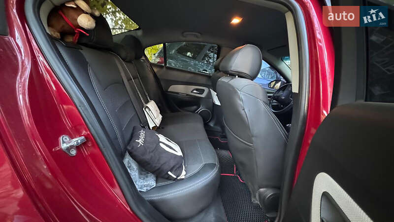 Седан Chevrolet Cruze 2010 в Нікополі