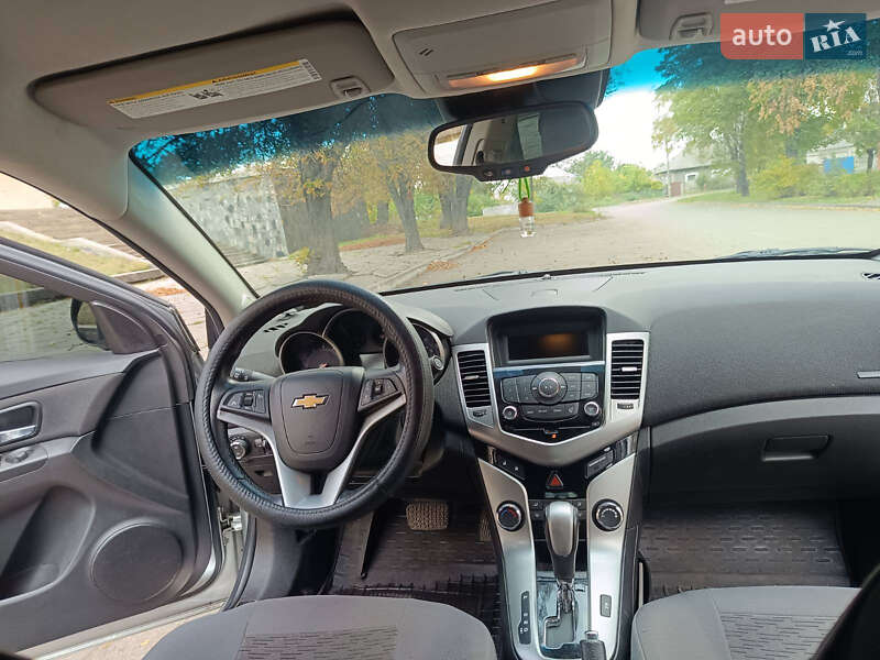 Седан Chevrolet Cruze 2014 в Кам'янському фото 7 Седан Chevrolet Cruze 2014 в Кам'янському