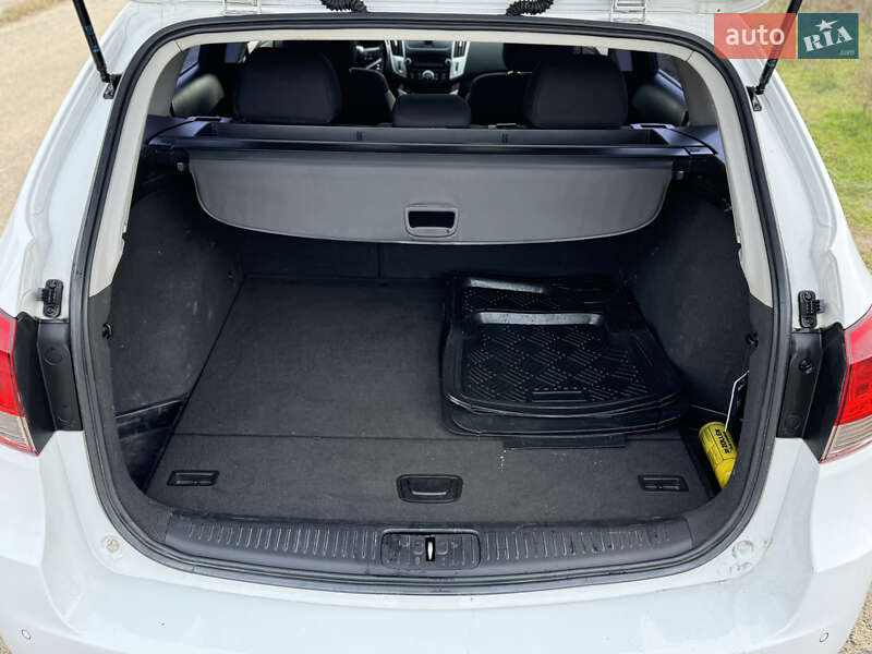 Универсал Chevrolet Cruze 2016 в Киеве фото 10 Универсал Chevrolet Cruze 2016 в Киеве