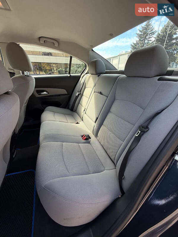 Седан Chevrolet Cruze 2014 в Запорожье