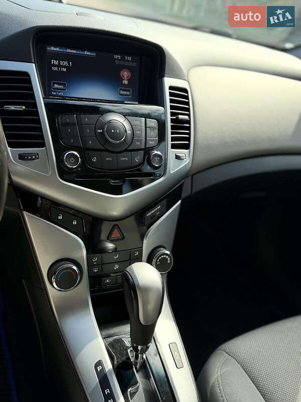 Седан Chevrolet Cruze 2014 в Запорожье