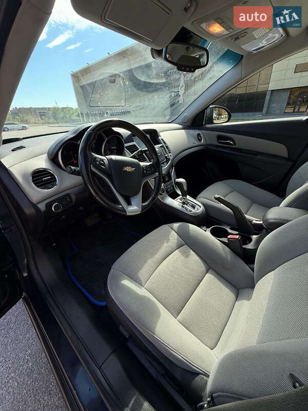 Седан Chevrolet Cruze 2014 в Запорожье