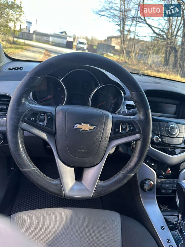 Седан Chevrolet Cruze 2009 в Львове фото 4 Седан Chevrolet Cruze 2009 в Львове