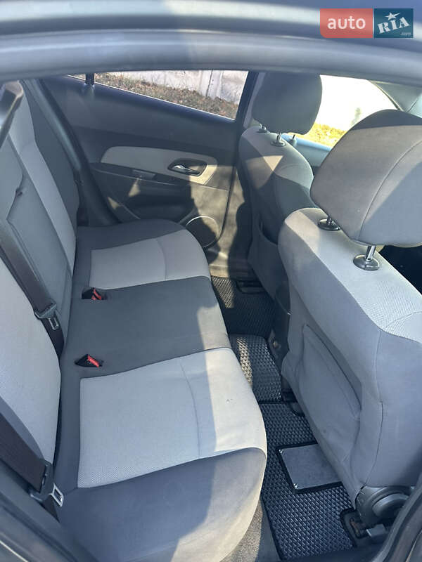 Седан Chevrolet Cruze 2009 в Львове фото 29 Седан Chevrolet Cruze 2009 в Львове