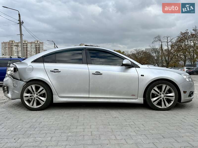 Седан Chevrolet Cruze 2014 в Одессе фото 9 Седан Chevrolet Cruze 2014 в Одессе