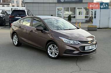 Седан Chevrolet Cruze 2018 в Киеве