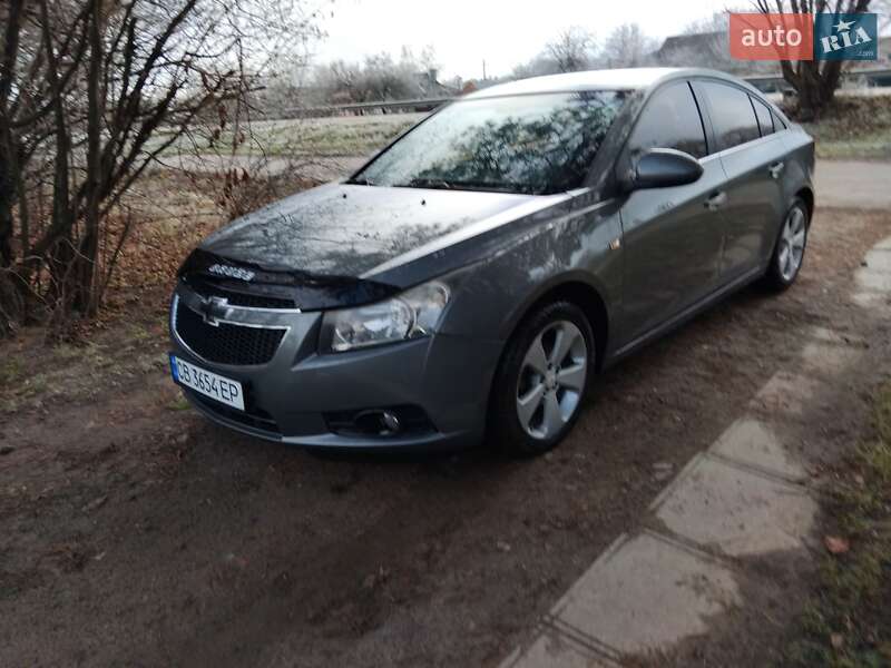Седан Chevrolet Cruze 2010 в Чернигове фото 2 Седан Chevrolet Cruze 2010 в Чернигове