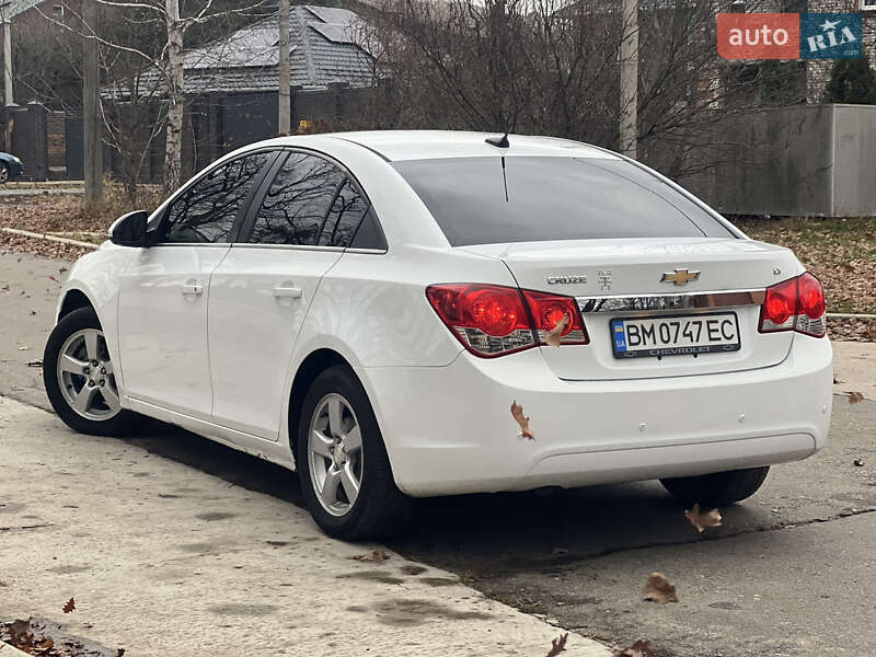 Седан Chevrolet Cruze 2013 в Сумах