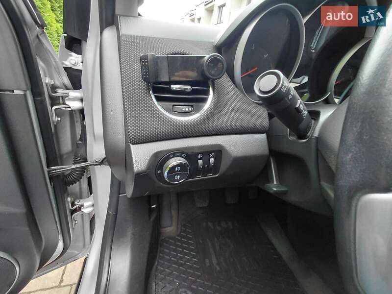 Хэтчбек Chevrolet Cruze 2012 в Львове