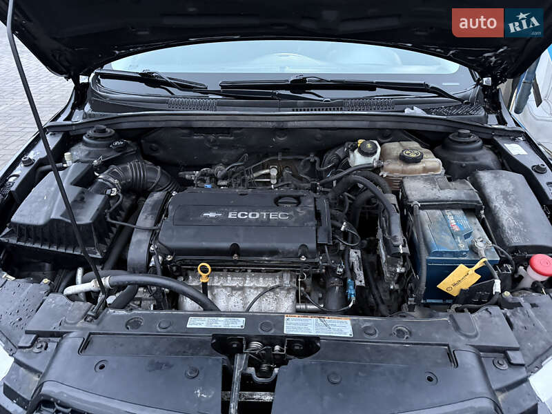 Седан Chevrolet Cruze 2011 в Сарнах