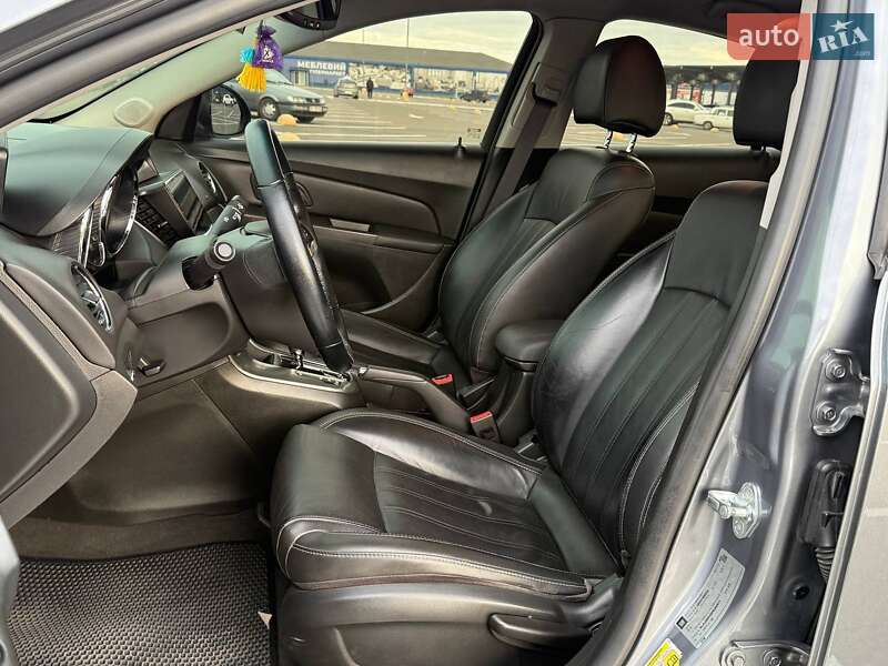 Седан Chevrolet Cruze 2015 в Одессе