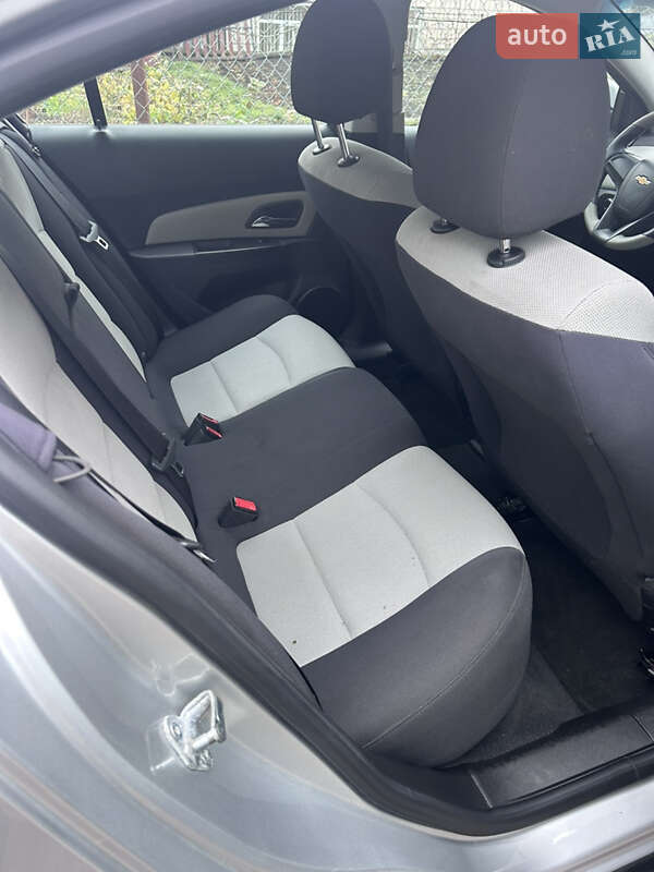 Седан Chevrolet Cruze 2013 в Луцьку