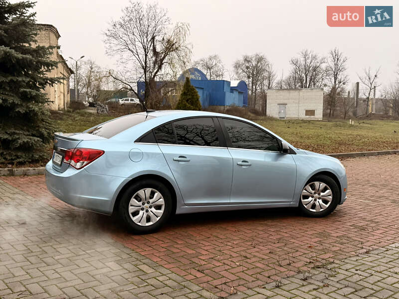 Седан Chevrolet Cruze 2011 в Харькове