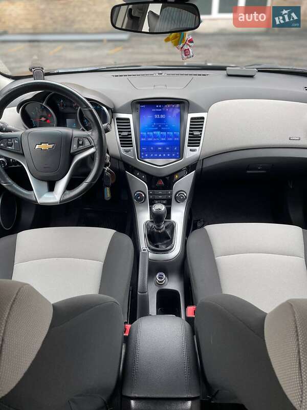 Седан Chevrolet Cruze 2010 в Киеве