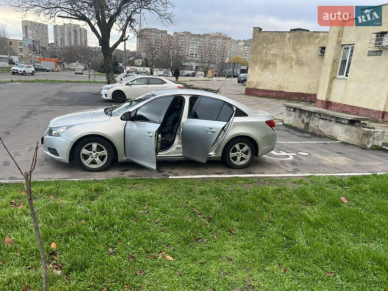 Седан Chevrolet Cruze 2015 в Одессе фото 15 Седан Chevrolet Cruze 2015 в Одессе