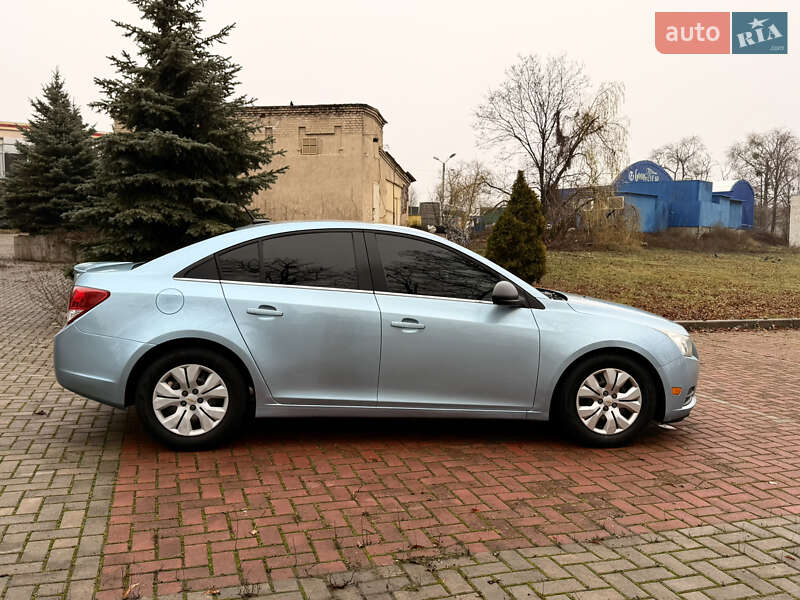 Седан Chevrolet Cruze 2011 в Харькове фото 10 Седан Chevrolet Cruze 2011 в Харькове